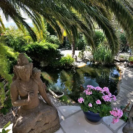 Babou Bed and Breakfast