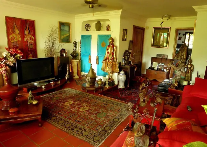 Babou Panzió Mandelieu